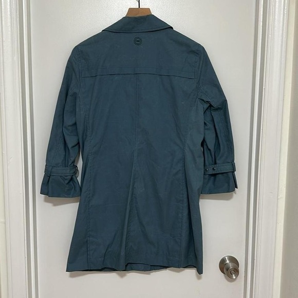 UGG AUSTRALIA | Blue Wax Cotton Trench Coat - Picture 3 of 5